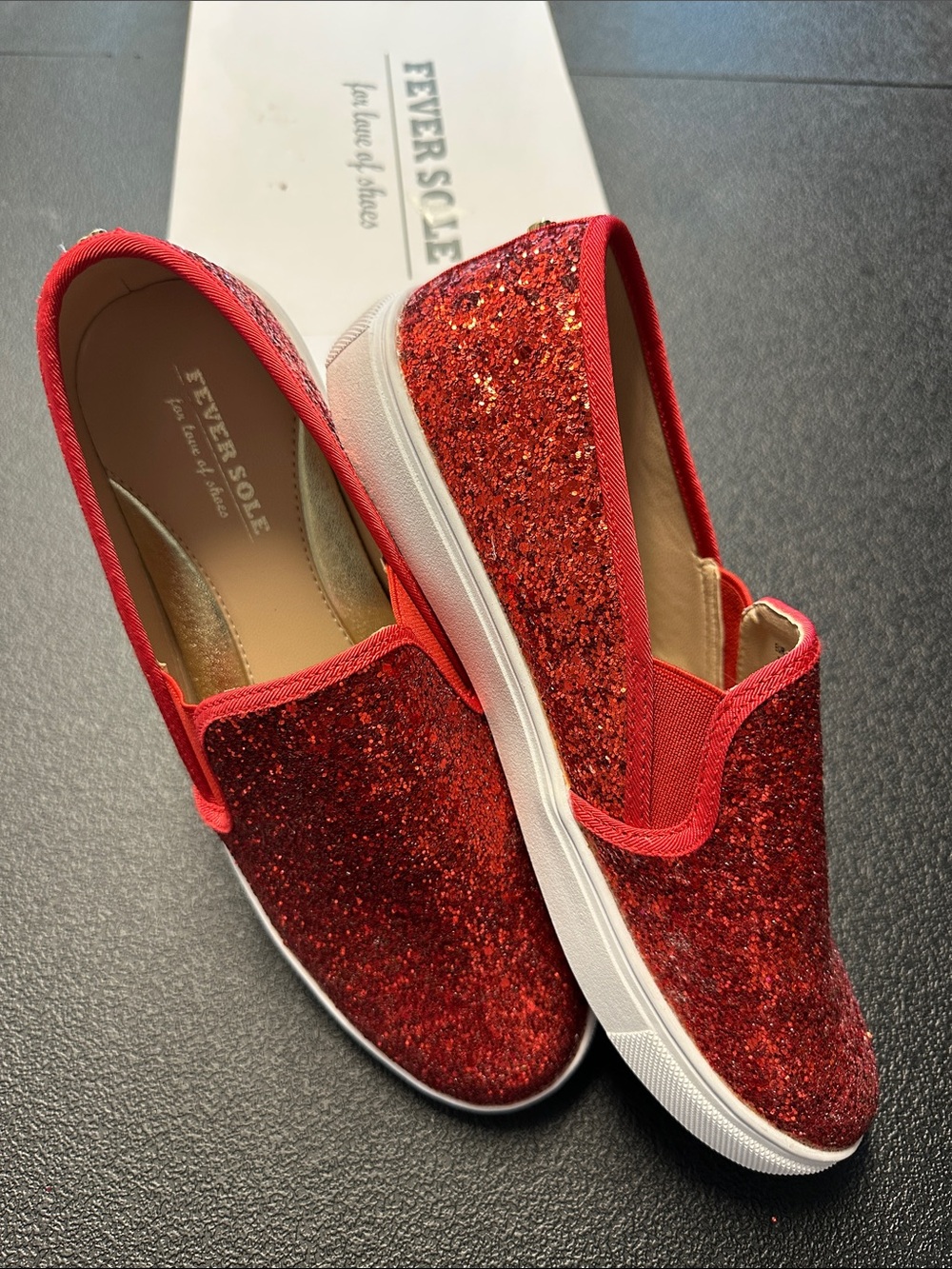 Fever Sole Red Glitter Slip-On Sneakers 39/8.5